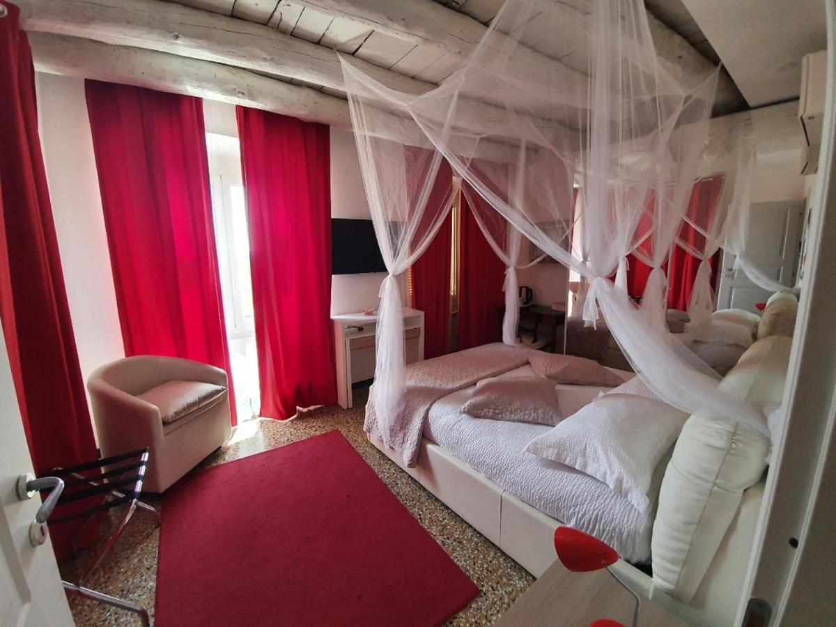 Varazze Suite Sauna E Hammam Exterior photo